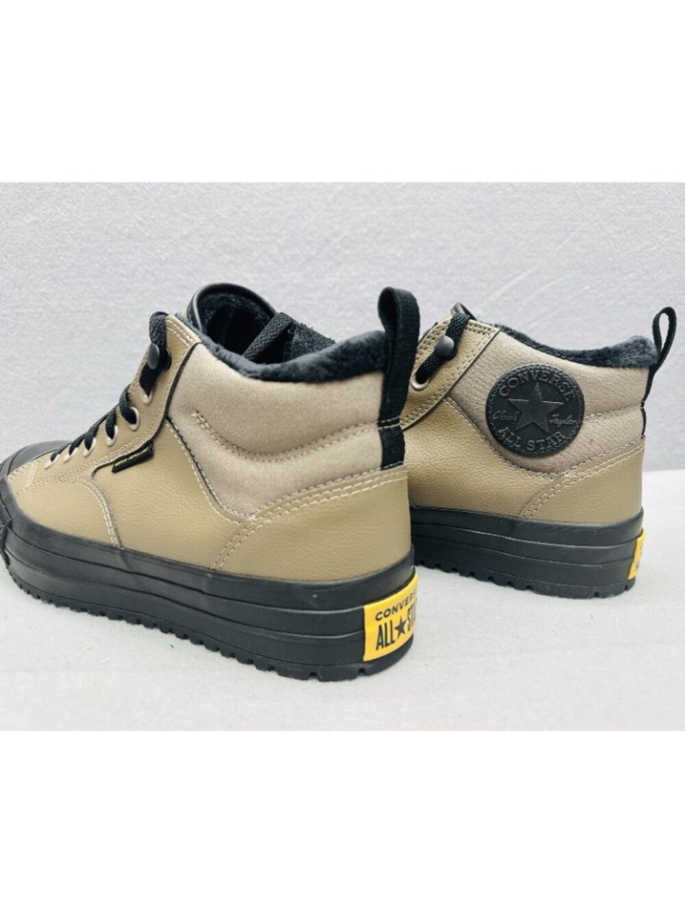 Converse Street Boots Men Size 9.5 Chuck Taylor All Star Malden Mid Taupe Black - Picture 9 of 12
